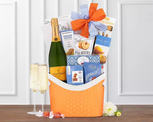 Veuve Clicquot Yellow Label Champagne Gift