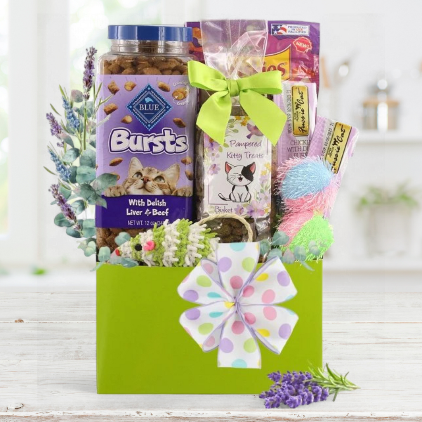 Adorable Kitty: Cat Gift Basket