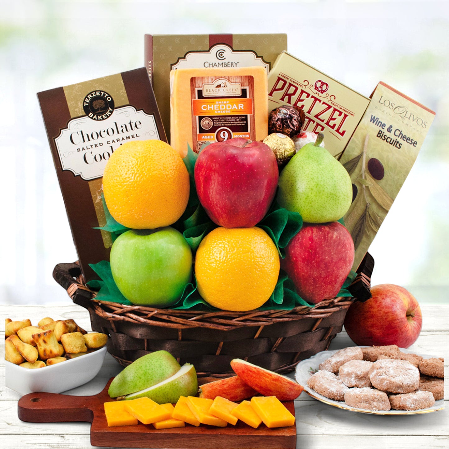 Nature's Bounty Fruit & Snacks Gift Basket